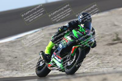 media/Nov-02-2025-Lets Ride (Sun) [[f7a3caa734]]/B Group/1220pm (Turn 2 Outside)/